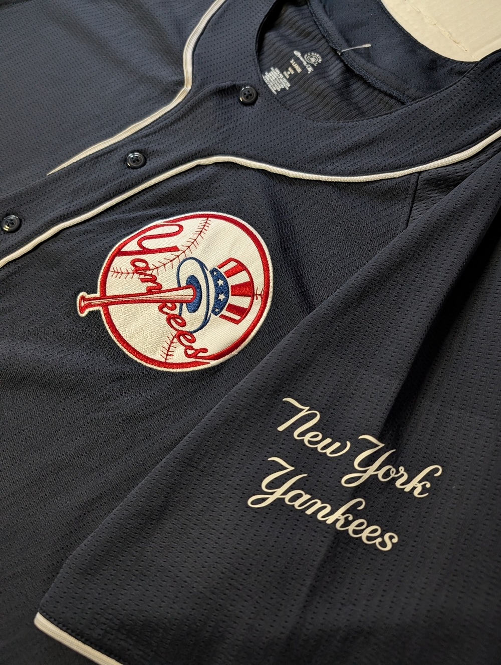 New York Yankees Genuine Merchandise Dynasty Series Baseball Jersey Men's XL - Picture 7 of 10